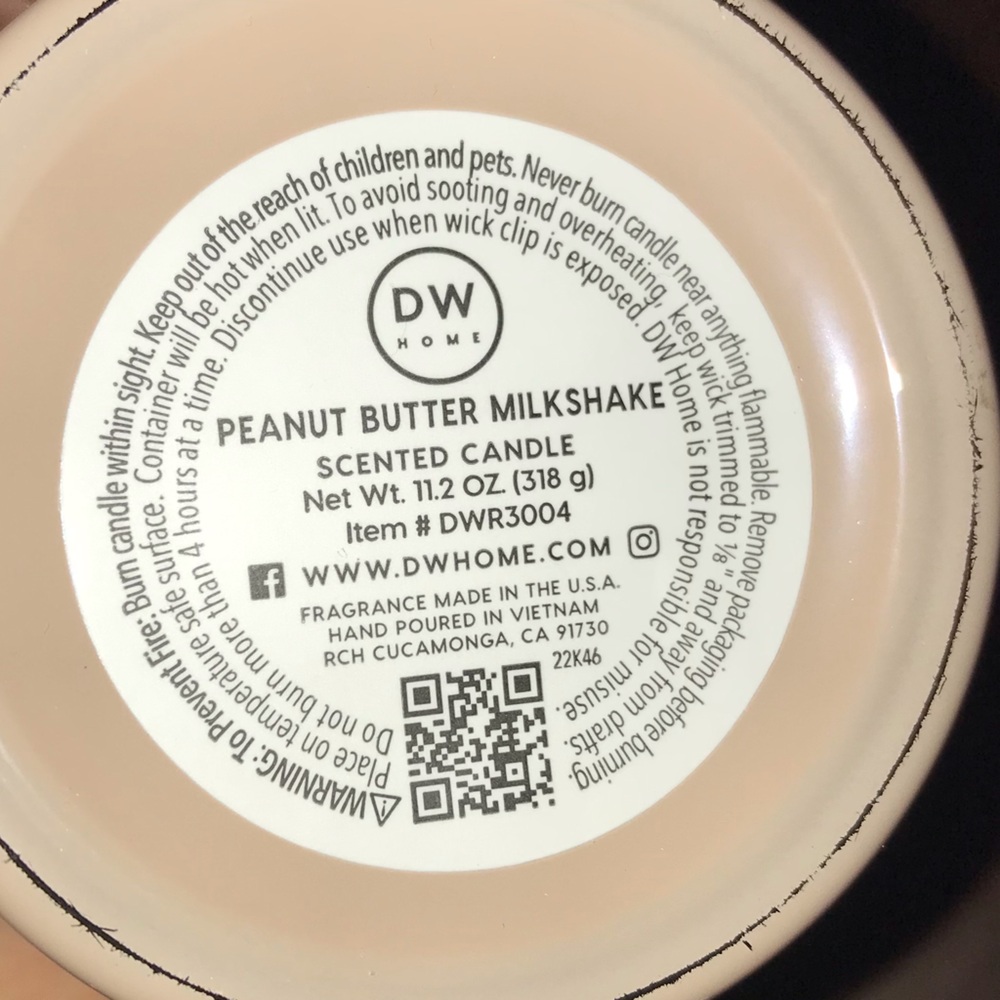DW Home Peanut Butter Milkshake Full Size Large Candle Brand New - Picture 4 of 4